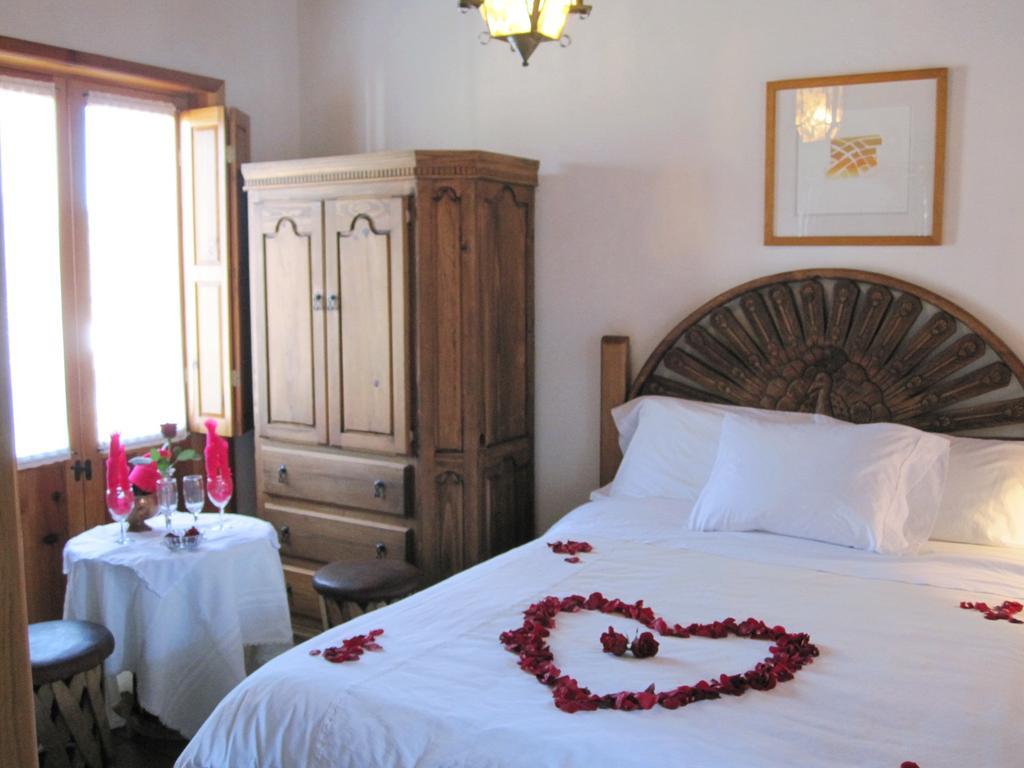 Hotel Estancia de la Era B&B Pátzcuaro Habitación foto