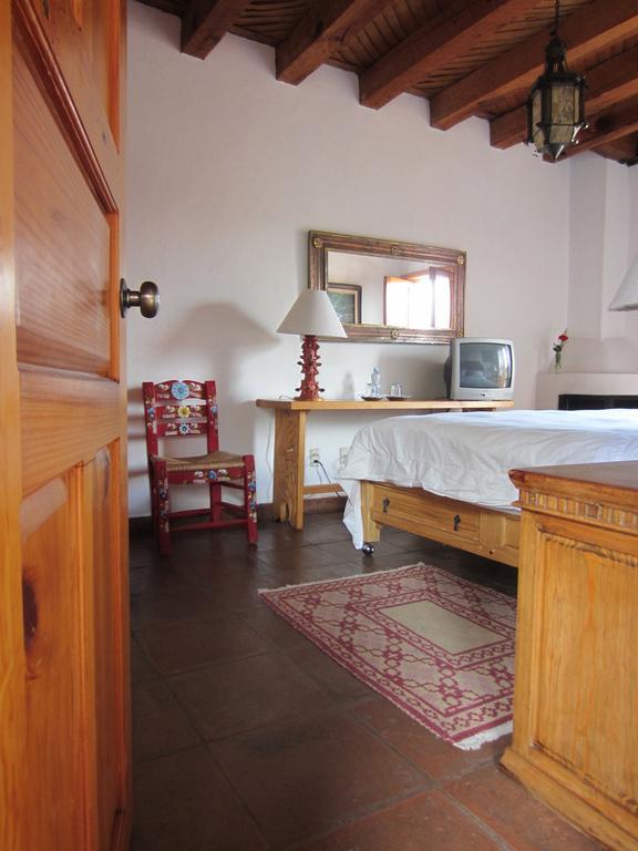 Hotel Estancia de la Era B&B Pátzcuaro Habitación foto