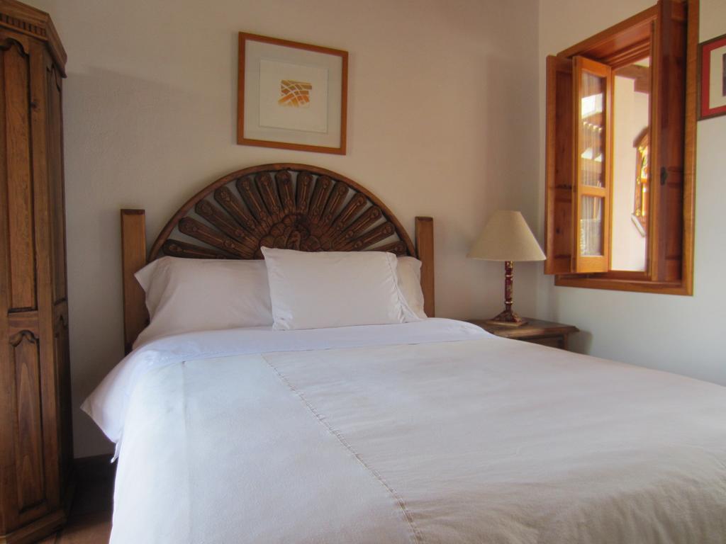 Hotel Estancia de la Era B&B Pátzcuaro Habitación foto